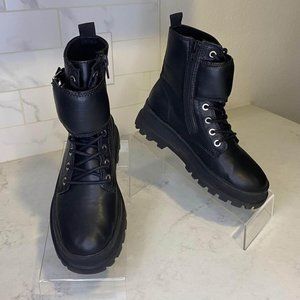 Zara Women's Black Platform Chunky Booties - Size 35/5 - Edgy and Chic